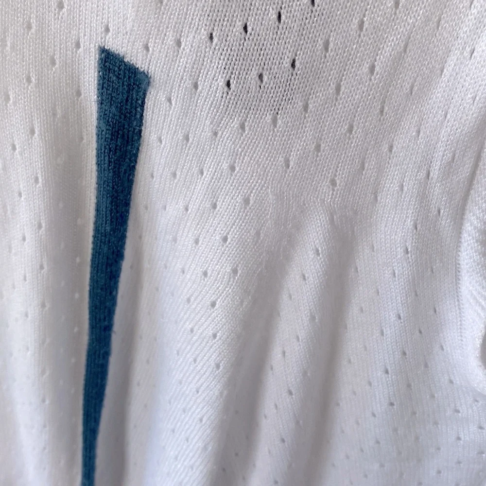 Sweaty Betty Long-sleeve eyelet White hooded top & blue trim on sleeves, Size M - Picture 2 of 10